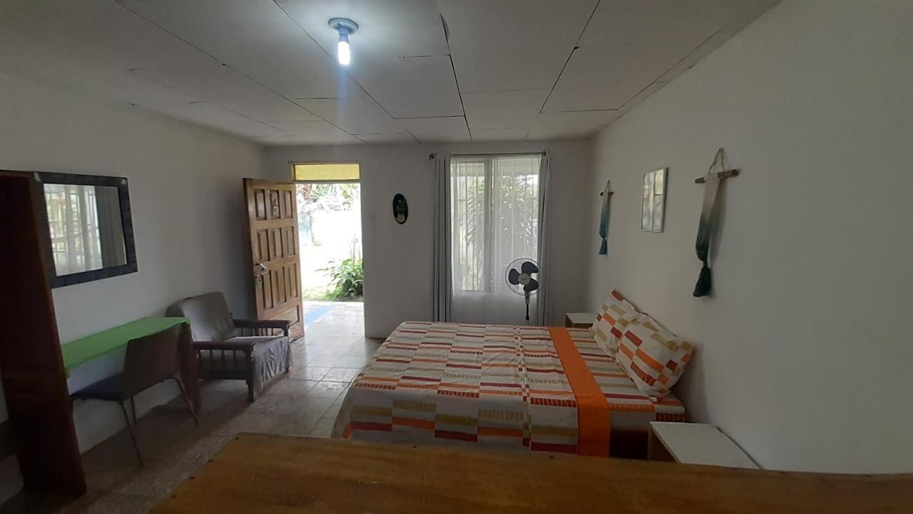 Rooms Palmeras 까위따 외부 사진