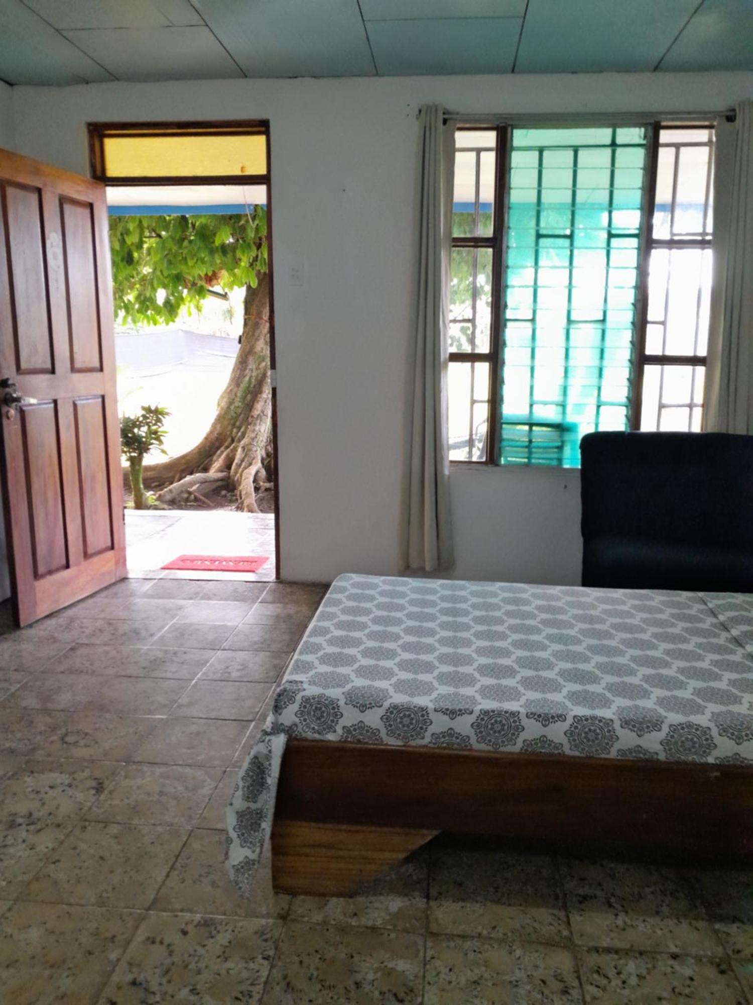 Rooms Palmeras 까위따 외부 사진