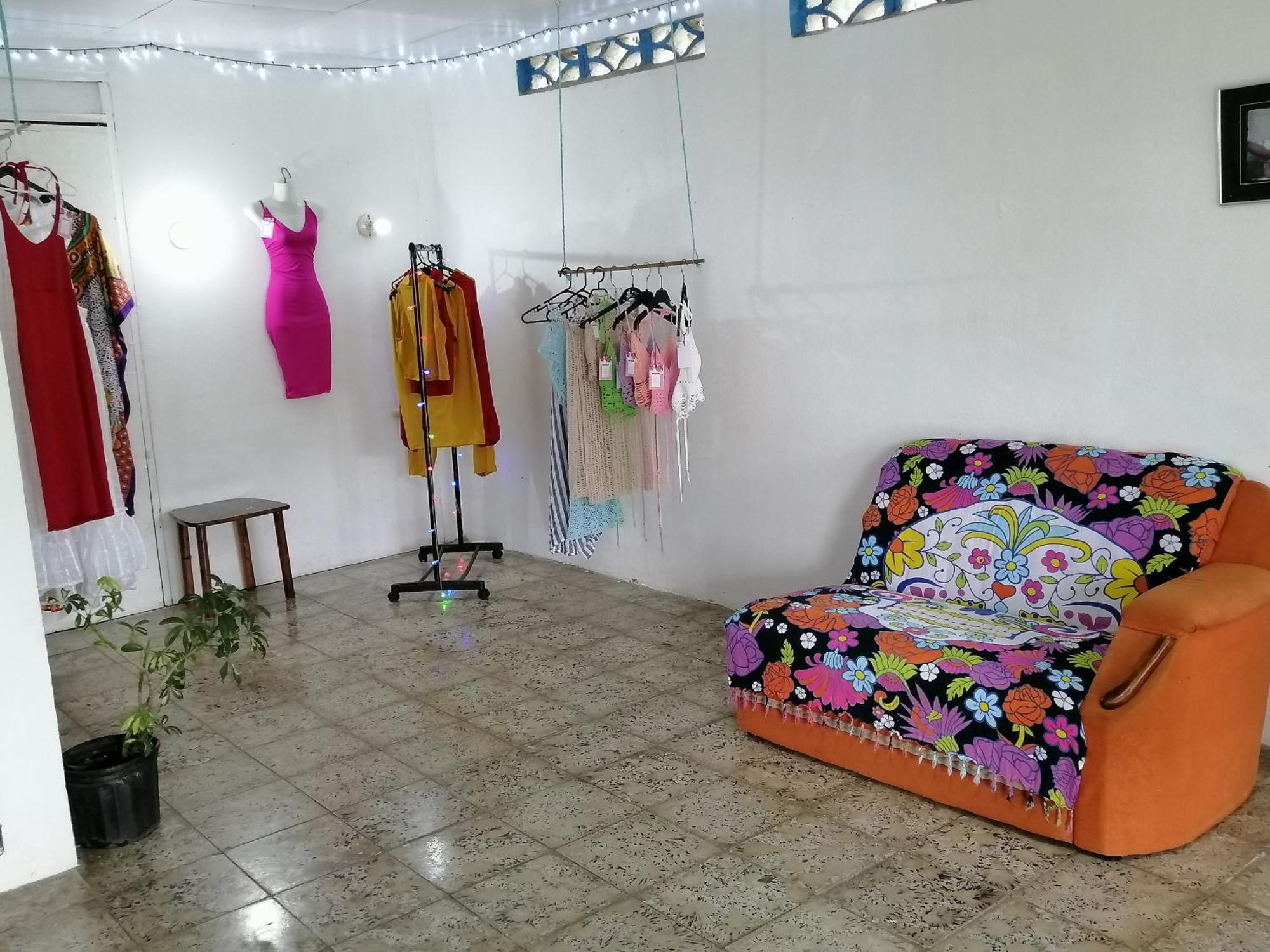 Rooms Palmeras 까위따 외부 사진